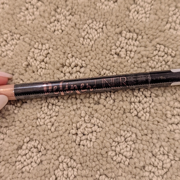 Ciate Define Liner - Starburst - Picture 2 of 4